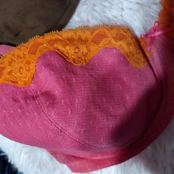 Vintage Joe Boxer Bra Bundle/ Pink 40 C/Brown 42 C/ Embroidered - Picture 3 of 5